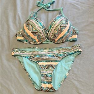 Xhilaration Multicolored Bikini Set—Large top/medium bottoms